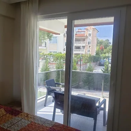 Apartment Lovely 1 Bedroom With Swimming Pool