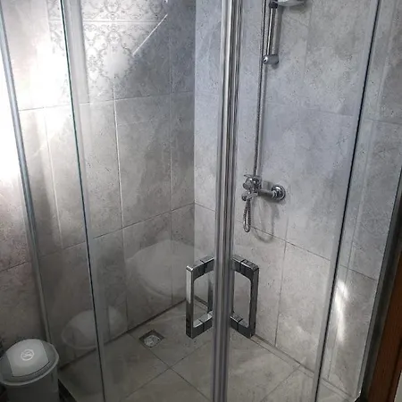 Lovely 1 Bedroom With Swimming Pool Apartment *
